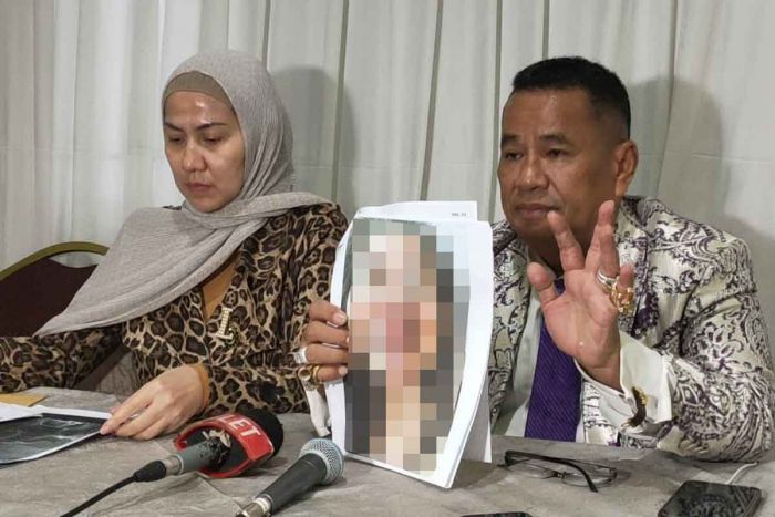 Berkas Perkara kasus KDRT Ferry Irawan Terhadap Venna Melinda Dikembalikan Kejati ke Polda Jatim Berkas Perkara kasus KDRT Ferry Irawan Terhadap Venna Melinda Dikembalikan Kejati ke Polda Jatim
