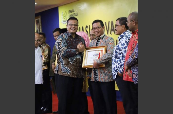 Pemkab Tuban Raih Penghargaan Inagara Tahun 2018 Pemkab Tuban Raih Penghargaan Inagara Tahun 2018