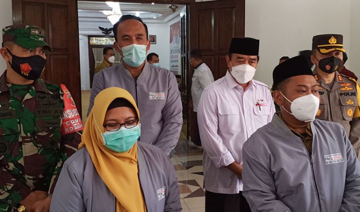 Bupati Gus Yani Ajak Penyintas Covid-19 Donor Plasma Konvalasen Bupati Gus Yani Ajak Penyintas Covid-19 Donor Plasma Konvalasen