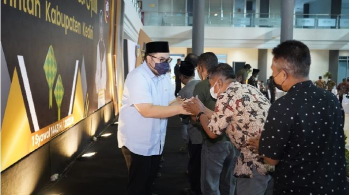 Bupati Kediri Bakal Monitoring Pelayanan Pemdes Terhadap Warga Bupati Kediri Bakal Monitoring Pelayanan Pemdes Terhadap Warga