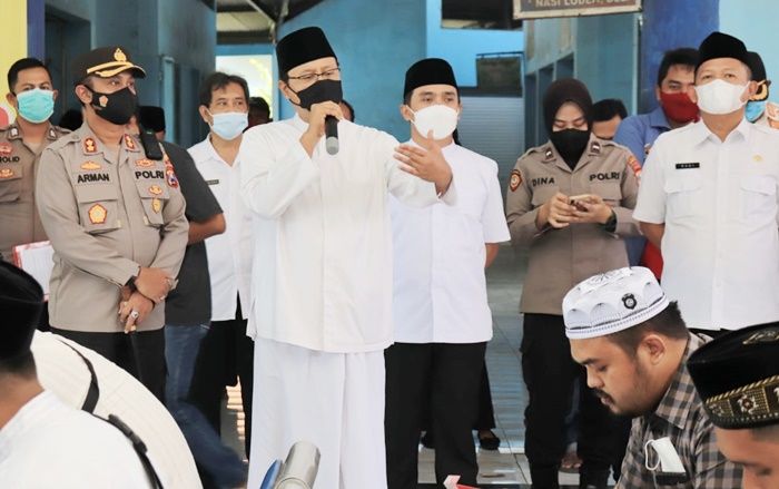 Antisipasi Jemaah Haul Kiai Hamid Membeludak, Pemkot Pasuruan Gelar Simulasi Kedatangan Antisipasi Jemaah Haul Kiai Hamid Membeludak, Pemkot Pasuruan Gelar Simulasi Kedatangan