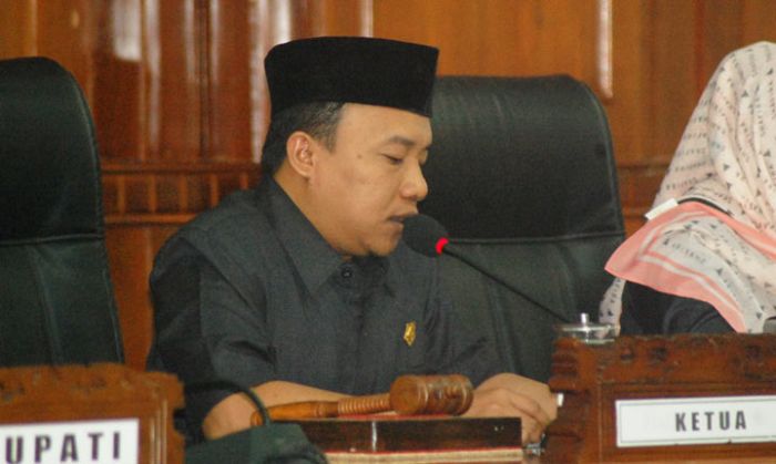 Wakil Ketua DPRD Minta DPUPR Tindaklanjuti Persoalan Proyek Peningkatan Jalan Munjungan
