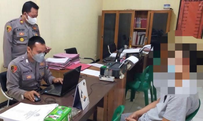 Aniaya Istrinya yang Sering Main HP, Pria di Jember Dilaporkan ke Polisi Aniaya Istrinya yang Sering Main HP, Pria di Jember Dilaporkan ke Polisi