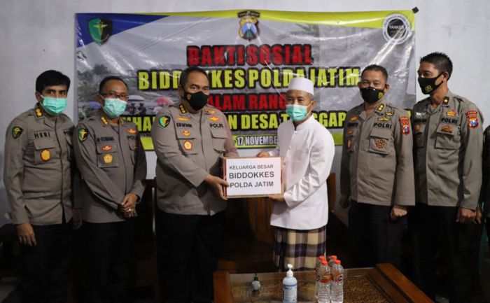 Kabid Dokkes Polda Jatim Laksanakan Bakti Sosial di Panti Asuhan Ar-Ridlwan Kota Batu