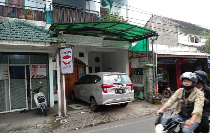 Mantan Plt. Direktur RPH Kota Malang Ditetapkan Tersangka, Diduga Korupsi Anggaran Penggemukan Sapi Mantan Plt. Direktur RPH Kota Malang Ditetapkan Tersangka, Diduga Korupsi Anggaran Penggemukan Sapi