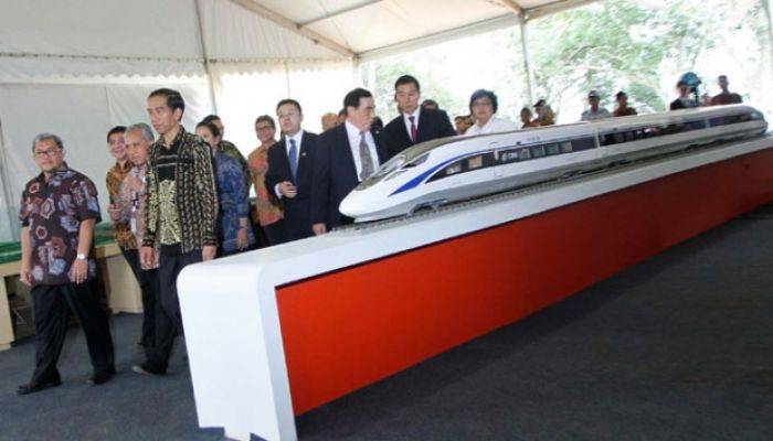 Fahri Hamzah Minta Jokowi Insyaf, Istana Desak Menteri BUMN Jelaskan Kereta Cepat 