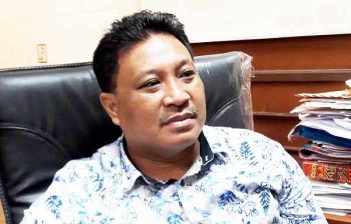 FPDIP DPRD Gresik Pertanyakan Penurunan Jabatan Eks Camat Manyar FPDIP DPRD Gresik Pertanyakan Penurunan Jabatan Eks Camat Manyar