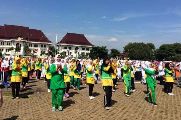 Peringatan Harlah Fatayat NU ke-67, Khotmil Qur Peringatan Harlah Fatayat NU ke-67, Khotmil Qur