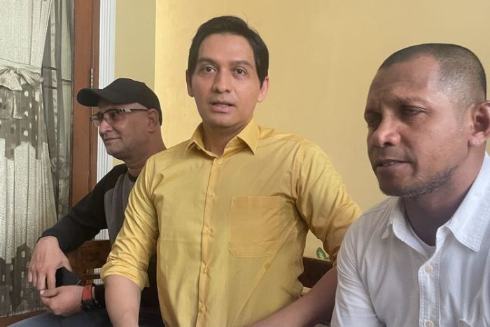 Lucky Hakim Nyatakan Mundur Sebagai Wakil Bupati Indramayu Lucky Hakim Nyatakan Mundur Sebagai Wakil Bupati Indramayu