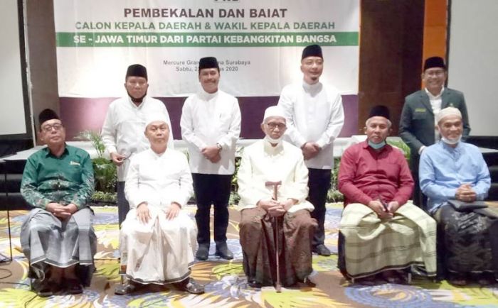 Dibaiat Ketua dan Pengurus Teras PWNU Jatim, Pasangan QA Terima Rekom B.1-KWK DPP PKB Dibaiat Ketua dan Pengurus Teras PWNU Jatim, Pasangan QA Terima Rekom B.1-KWK DPP PKB