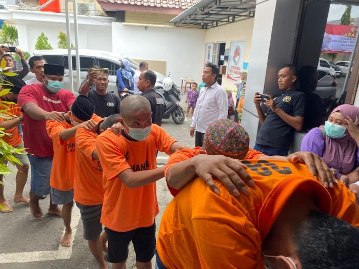 Polres Pamekasan Gelar Rilis Penanganan Kasus Kriminal di Tahun 2024 Polres Pamekasan Gelar Rilis Penanganan Kasus Kriminal di Tahun 2024
