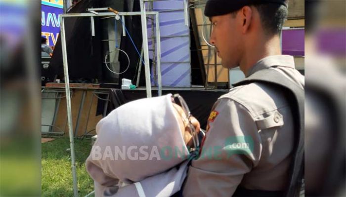 Berdesakan, Belasan Penonton Karnaval SCTV di Alun-alun Bojonegoro Pingsan