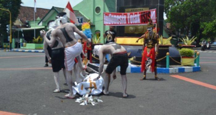 Rusak Benda Cagar Budaya, Aktivis Lumajang Kecam ISIS