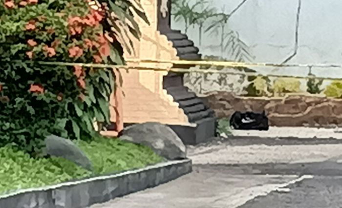 Tas Hitam Mencurigakan Gegerkan Kantor DPRD Kota Kediri Tas Hitam Mencurigakan Gegerkan Kantor DPRD Kota Kediri