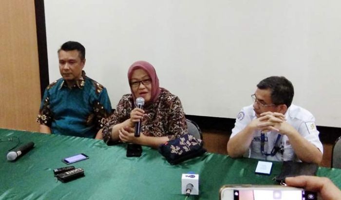 ​Kondisi Cukup Stabil, Risma Dirawat Belasan Dokter Ahli