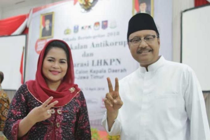 Gus Ipul-Puti Guntur Tegaskan Komitmen Pemerintahan Bersih Gus Ipul-Puti Guntur Tegaskan Komitmen Pemerintahan Bersih