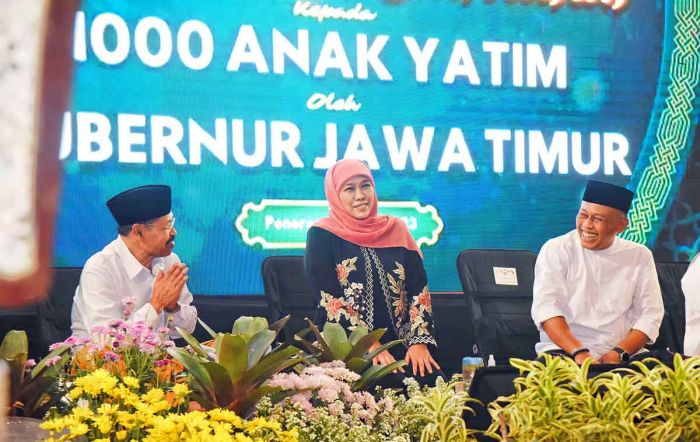 Santuni 1.000 Yatim di Ponorogo, Gubernur Khofifah: Milikilah Cita-cita Setinggi Langit Santuni 1.000 Yatim di Ponorogo, Gubernur Khofifah: Milikilah Cita-cita Setinggi Langit