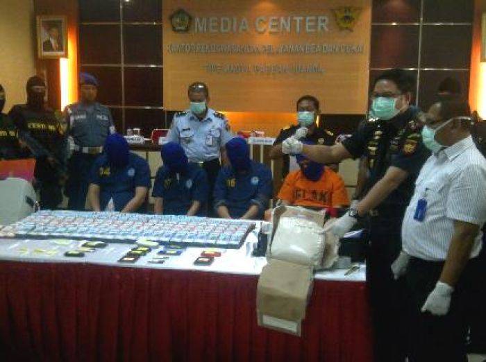 Penyelundupan Extacy Senilai Rp 17,22 M Digagalkan di Bandara Juanda Penyelundupan Extacy Senilai Rp 17,22 M Digagalkan di Bandara Juanda