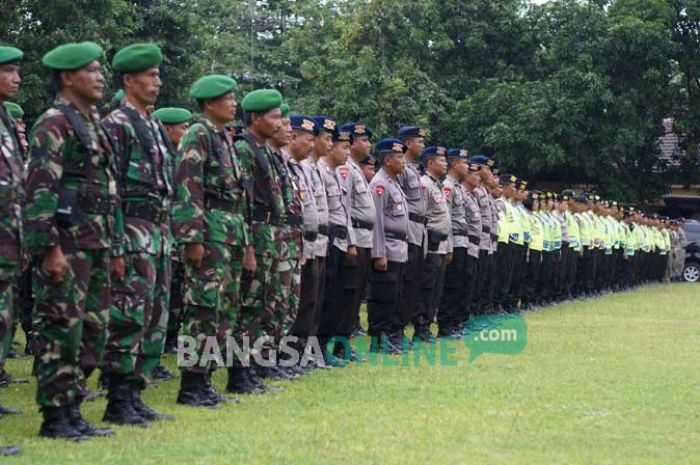 884 Pasukan Gabungan Amankan 7 Pilkades Serentak di Jombang