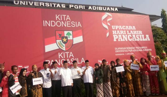 Dihadiri Menristekdikti, Unipa Surabaya Gelar Upacara Peringati Hari Lahir Pancasila