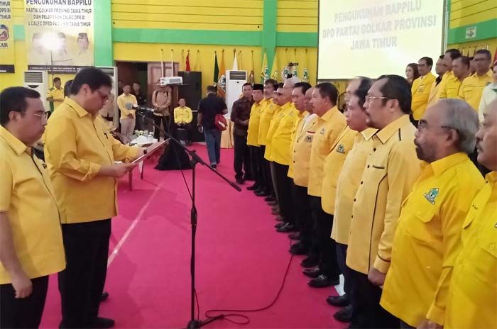 Airlangga Hartarto Targetkan 17 Kursi Parlemen dari Jatim Airlangga Hartarto Targetkan 17 Kursi Parlemen dari Jatim