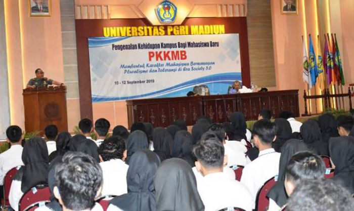 Danrem 081/DSJ Beri Kuliah Umum di Unipma