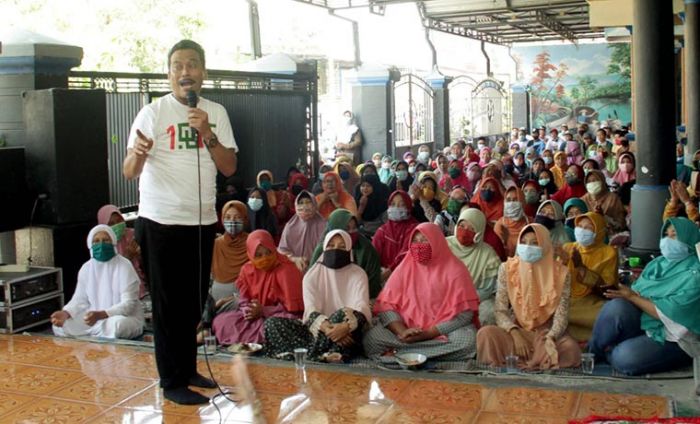 Qosim-Alif Janji Gagas Program Sekolah Perempuan Tiap Kecamatan Qosim-Alif Janji Gagas Program Sekolah Perempuan Tiap Kecamatan