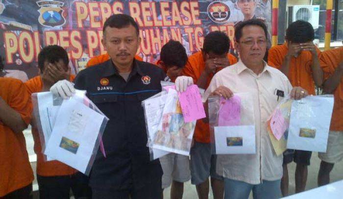 Wilayah Hukum Polres Tanjung Perak masih Marak dengan Perjudian Wilayah Hukum Polres Tanjung Perak masih Marak dengan Perjudian