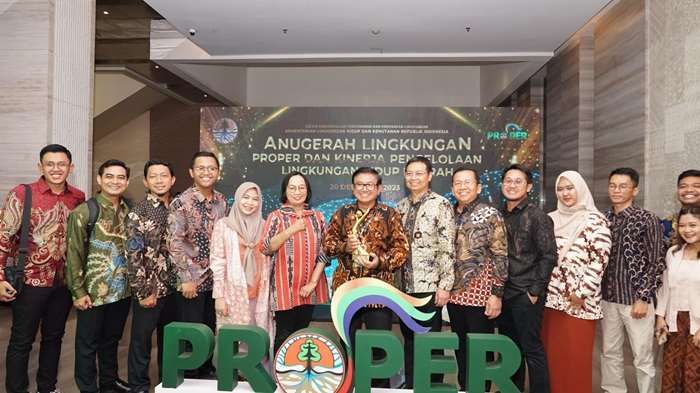 Terima Penghargaan Proper Emas dari Wapres, Dwi Satriyo: Memacu untuk Terus Berinovasi Terima Penghargaan Proper Emas dari Wapres, Dwi Satriyo: Memacu untuk Terus Berinovasi