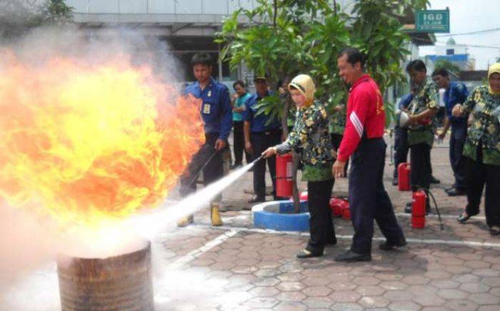 Anggaran Cekak, BPBD Sidoarjo Ajak Perusahaan Bangun Pos Damkar Anggaran Cekak, BPBD Sidoarjo Ajak Perusahaan Bangun Pos Damkar