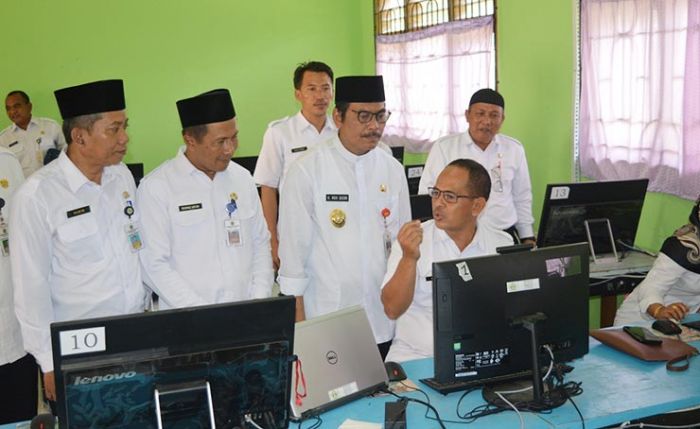 Wabup Qosim Ajak Guru di Bawean Aktif Edukasi Pencegahan Corona