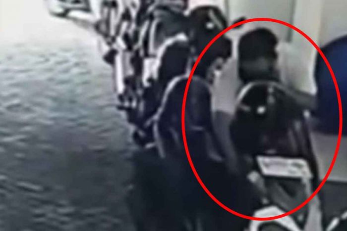 Motor Milik Sopir Ambulan Dicuri Orang, Lokasi Kejadian Dekat dengan Polsek Gunung Anyar Motor Milik Sopir Ambulan Dicuri Orang, Lokasi Kejadian Dekat dengan Polsek Gunung Anyar