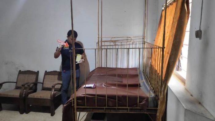 Diduga Buka Praktik Aborsi, Pensiunan Bidan Pasang Tarif Hingga 5 Juta untuk Satu Pasien Diduga Buka Praktik Aborsi, Pensiunan Bidan Pasang Tarif Hingga 5 Juta untuk Satu Pasien
