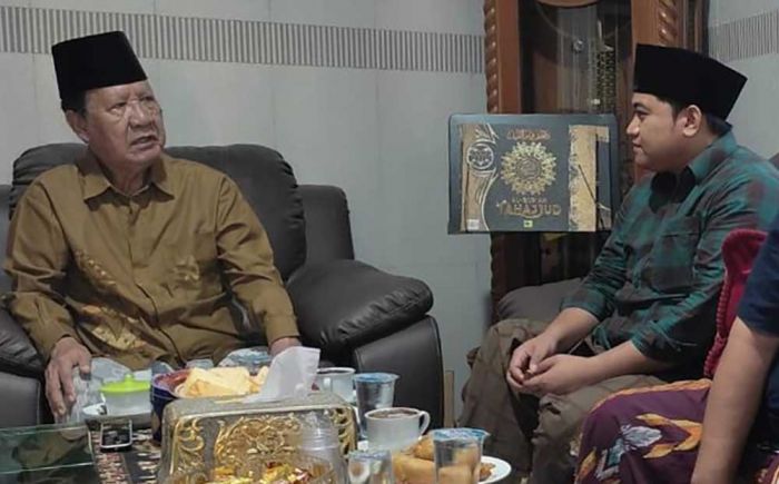 Minta Doa Restu Maju Bacabup Gresik, Syahrul Munir Sowan ke Kiai Afif Minta Doa Restu Maju Bacabup Gresik, Syahrul Munir Sowan ke Kiai Afif