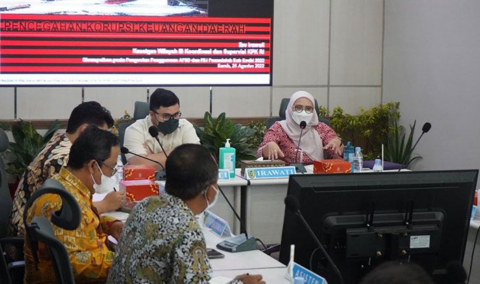 Tegas! Bupati Kediri Tolak Pengadaan Barang dan Jasa yang Tidak Sesuai Tegas! Bupati Kediri Tolak Pengadaan Barang dan Jasa yang Tidak Sesuai