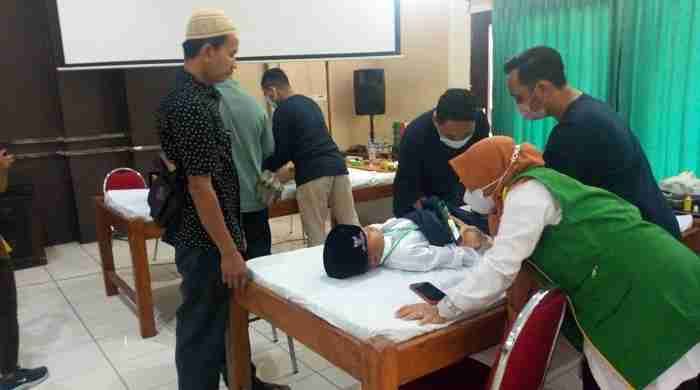 Baznas Jombang Gelar Khitanan Massal dan Bantuan Bedah Rumah Baznas Jombang Gelar Khitanan Massal dan Bantuan Bedah Rumah