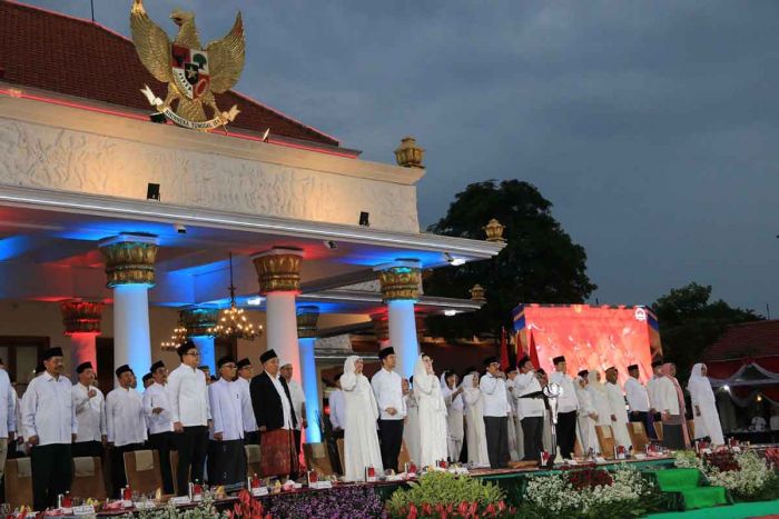 Peringati 4 tahun Kepemimpinan Khofifah-Emil, Pemprov Jatim Gelar Syukuran Peringati 4 tahun Kepemimpinan Khofifah-Emil, Pemprov Jatim Gelar Syukuran
