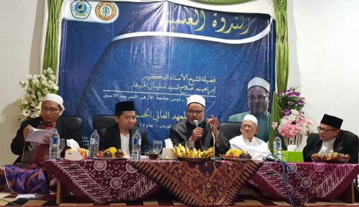 Mantan Rektor Al Azhar Beri Ceramah Ilmiah di Senori Tuban