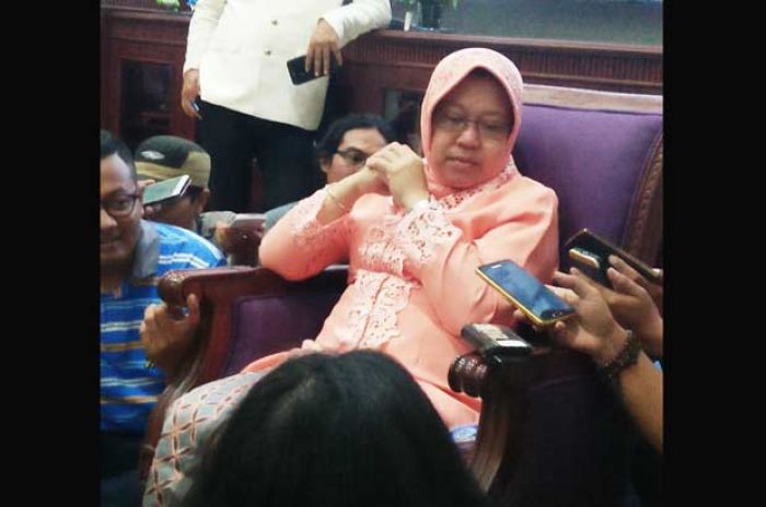 Terkait Tunggakan Pajak PD Pasar Surya Senilai Rp 8 M, Risma Ajukan Amnesti Terkait Tunggakan Pajak PD Pasar Surya Senilai Rp 8 M, Risma Ajukan Amnesti