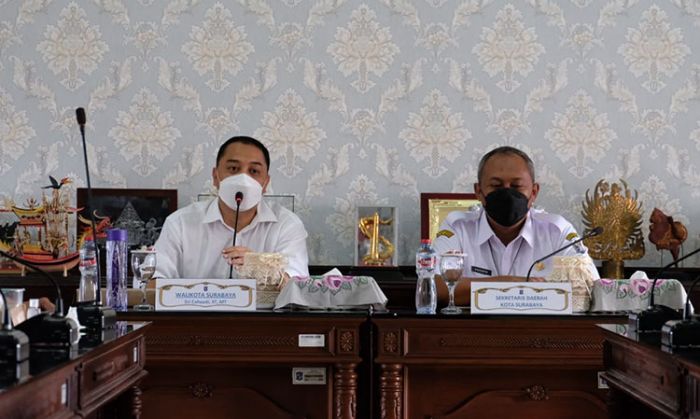 Diskusi dengan Kepala Sekolah SMP, Wali Kota Eri Bahas Kesejahteraan Guru hingga Penambahan Siswa Diskusi dengan Kepala Sekolah SMP, Wali Kota Eri Bahas Kesejahteraan Guru hingga Penambahan Siswa