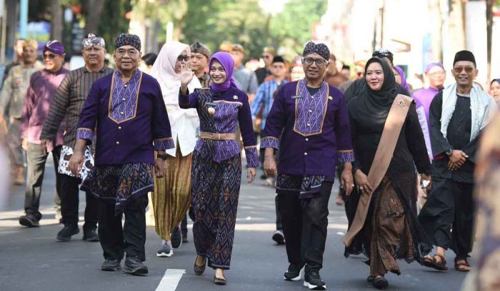 Kirab Mapag Wiyosan Enggal Warnai 1 Muharram 1447 H, Kota Kediri Penuh Nuansa Budaya dan Religi Kirab Mapag Wiyosan Enggal Warnai 1 Muharram 1447 H, Kota Kediri Penuh Nuansa Budaya dan Religi