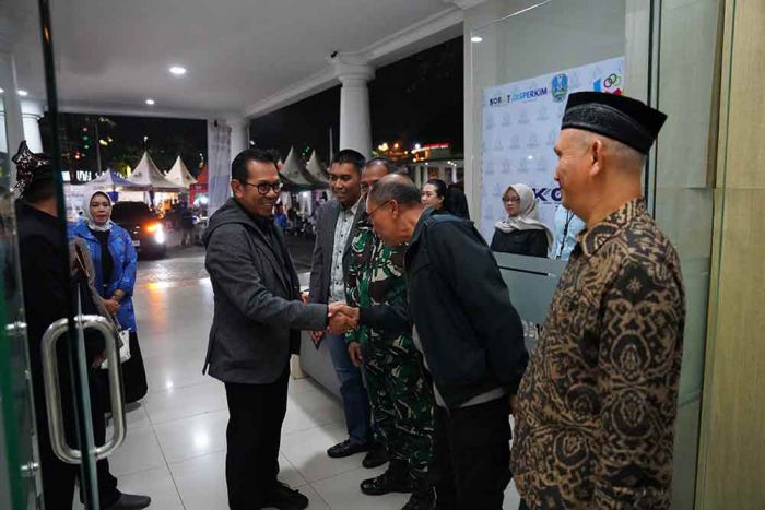 Hadiri Hari Jadi Desa Pesanggrahan ke-199, Wali Kota Batu Tegaskan Komitmen Sinergi Pemkot dan Desa Hadiri Hari Jadi Desa Pesanggrahan ke-199, Wali Kota Batu Tegaskan Komitmen Sinergi Pemkot dan Desa