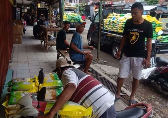 Tekan Harga Bapok, Disdagrin Jombang Gencarkan Operasi Pasar Murah Tekan Harga Bapok, Disdagrin Jombang Gencarkan Operasi Pasar Murah