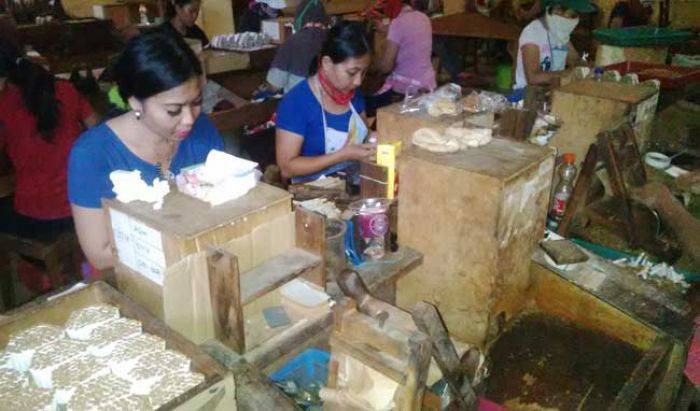 Harga Cengkih dan Tembakau Naik, Pengusaha Rokok Kurangi Keuntungan Harga Cengkih dan Tembakau Naik, Pengusaha Rokok Kurangi Keuntungan
