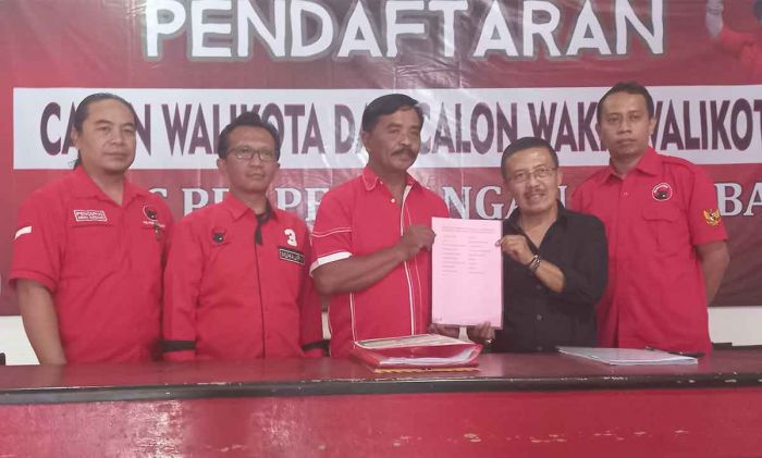 Persaingan Calon Wali Kota Batu 2024, 9 Orang Berebut Rekom dari PDIP Persaingan Calon Wali Kota Batu 2024, 9 Orang Berebut Rekom dari PDIP