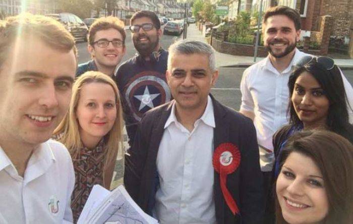 Anak Sopir Bus Terpilih sebagai Wali Kota Muslim London Pertama