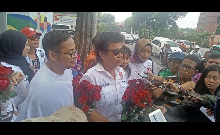 Tim Sukses Jokowi Beri Perhatian Penanggulangan HIV/AIDS Tim Sukses Jokowi Beri Perhatian Penanggulangan HIV/AIDS