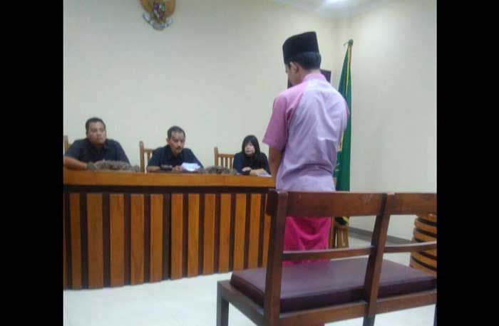 Siswa SMAN 1 Torjun Pembunuh Gurunya Sendiri, Divonis 6 Tahun Penjara Siswa SMAN 1 Torjun Pembunuh Gurunya Sendiri, Divonis 6 Tahun Penjara