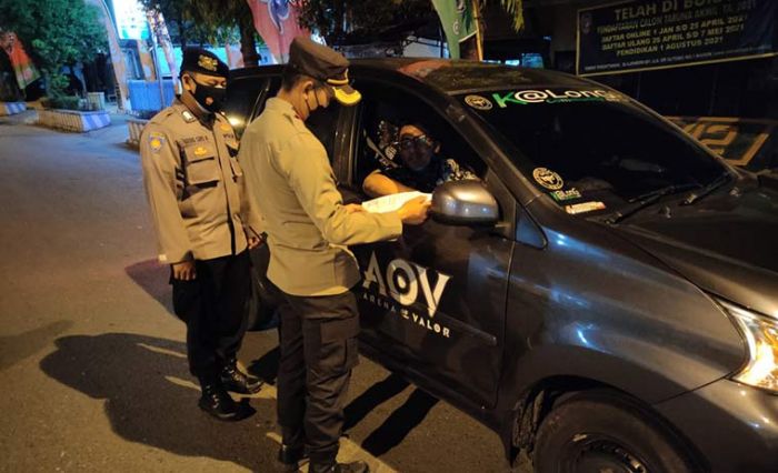 Dirapid Test di Pos Terpadu, Ratusan Kendaraan di Perbatasan dan Exit tol Ngawi Putar Balik Dirapid Test di Pos Terpadu, Ratusan Kendaraan di Perbatasan dan Exit tol Ngawi Putar Balik