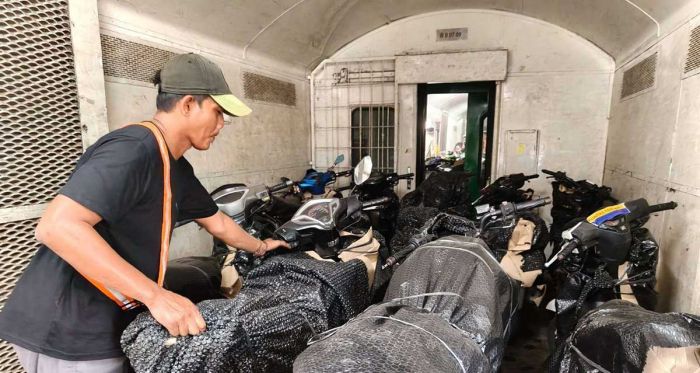 KAI Angkut 3,2 Juta Ton Barang saat Libur Nataru 2025/2026